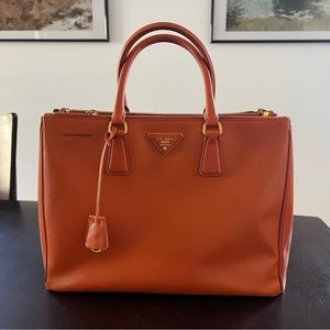 Prada Large Galleria Double Zip Tote Militare